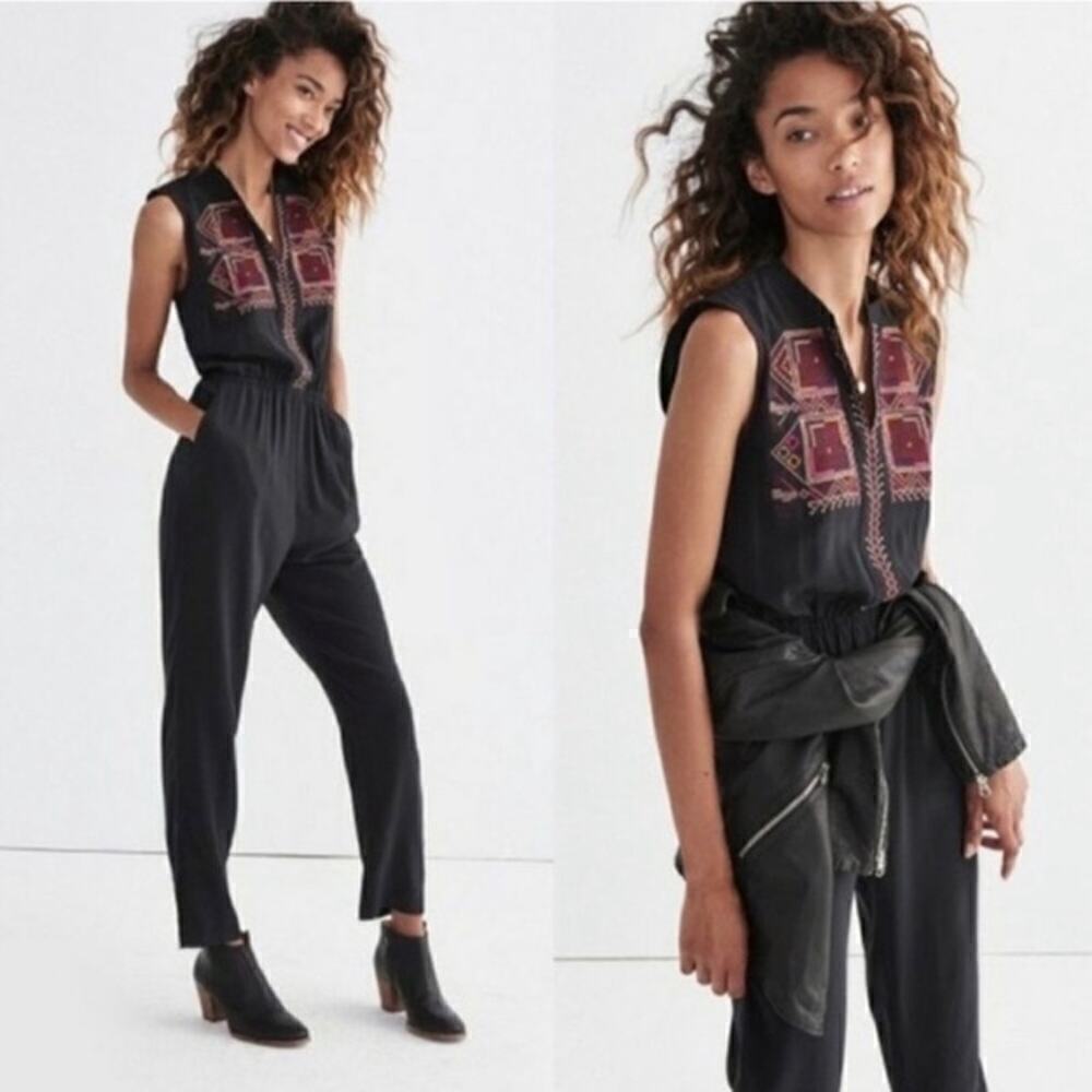 Madewell Embroidered Silk Folkway Jumpsuit in Black Sleeveless‎ Crop Leg, Size 2